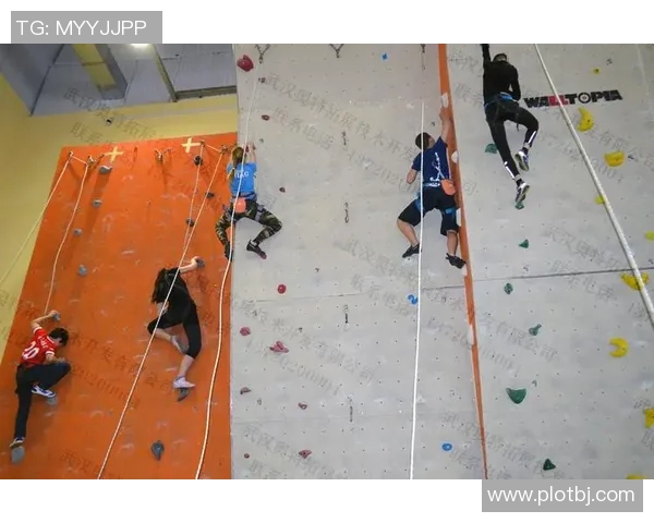 北京攀岩队耐力训练的深度解析与攀岩技巧的提升探讨